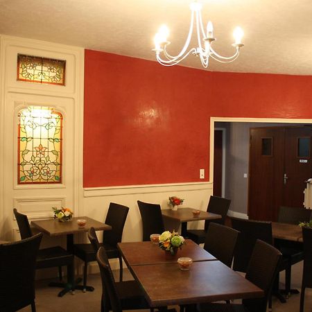 Hotel Du Touring Saint-Céré Kültér fotó