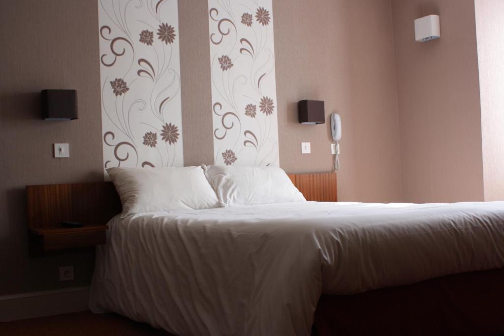 Hotel Du Touring Saint-Céré Szoba fotó